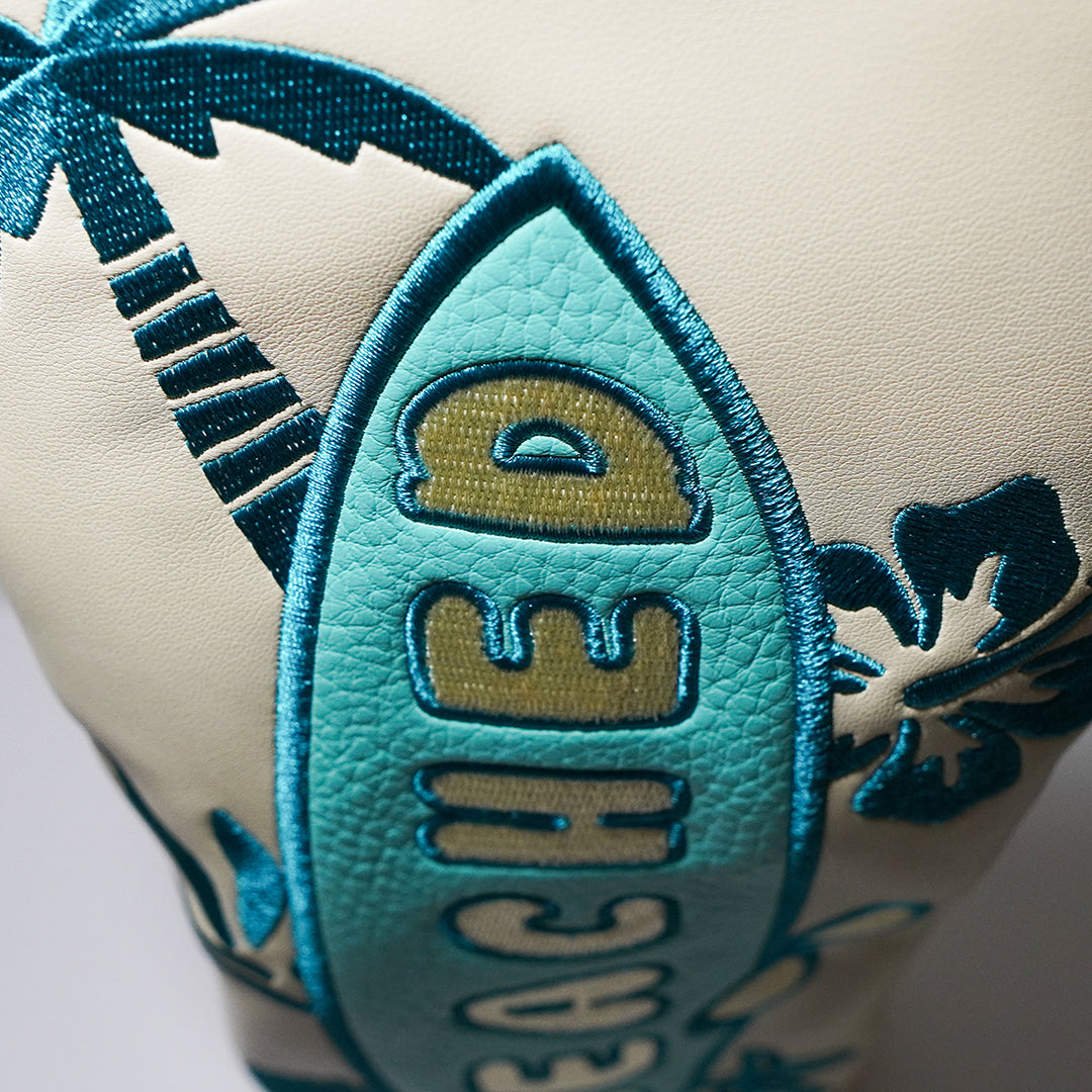 Headcover Close Up